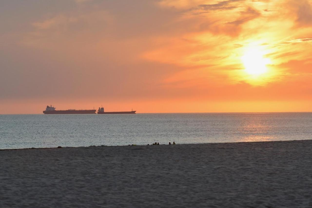 Beachome4U2 Carcavelos  Kültér fotó